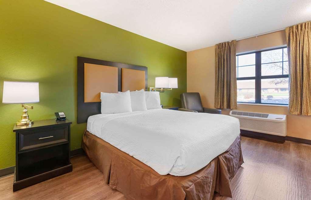 Extended Stay America Select Suites - Appleton - Fox Cities Room photo