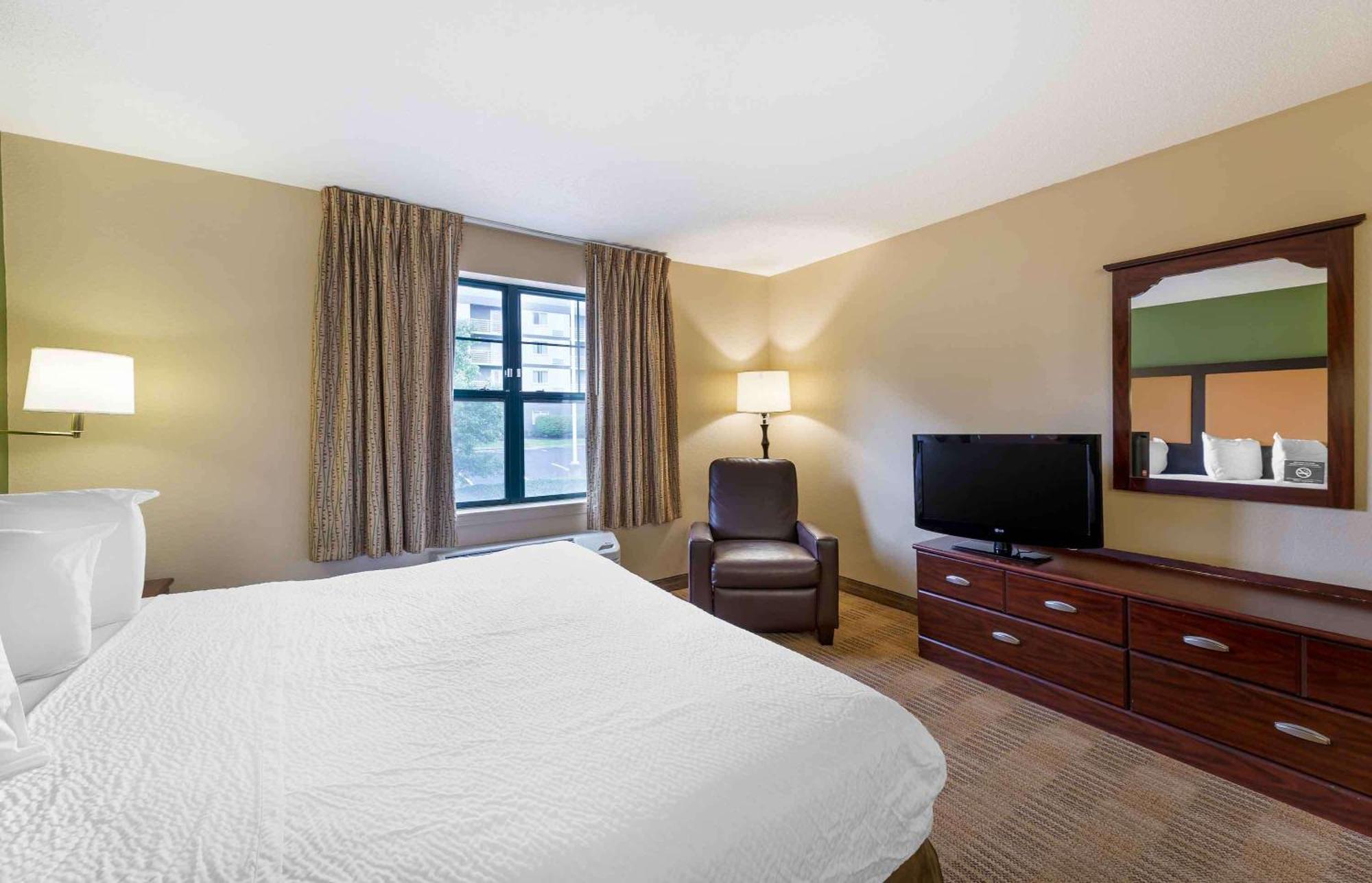 Extended Stay America Select Suites - Appleton - Fox Cities Exterior photo