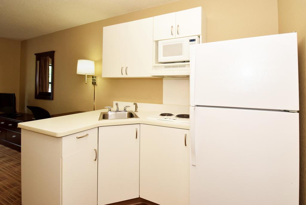 Extended Stay America Select Suites - Appleton - Fox Cities Exterior photo